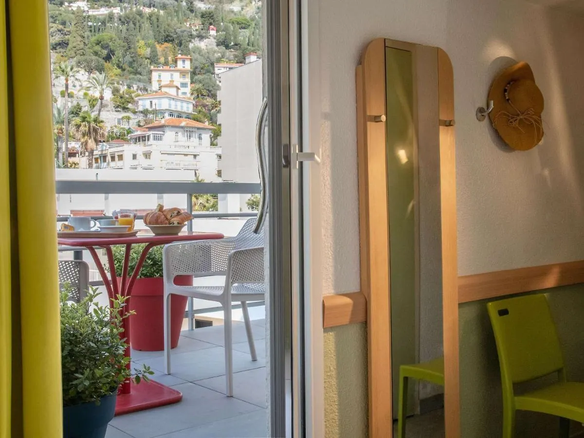 Отель Ibis Budget Menton Bord De Mer
