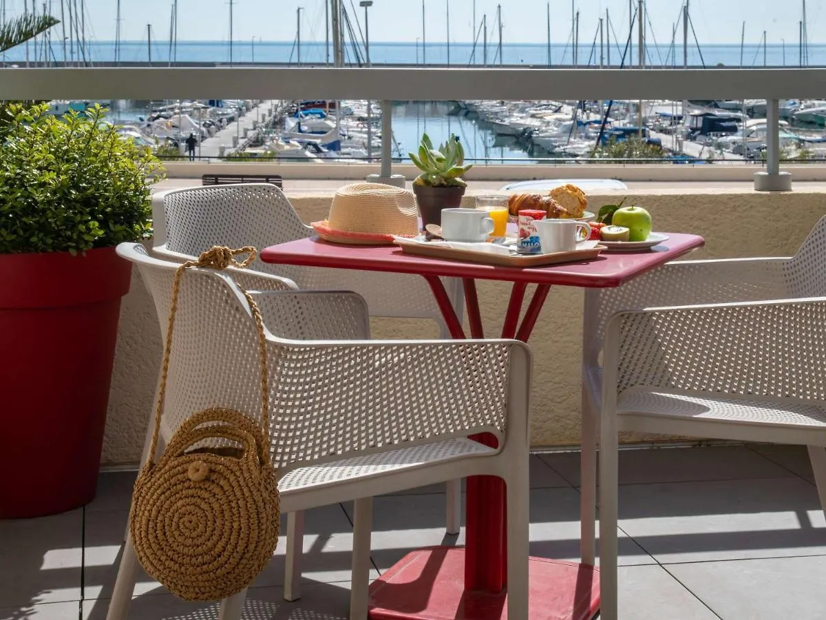 Ibis Budget Menton Bord De Mer 2*,  Fransa