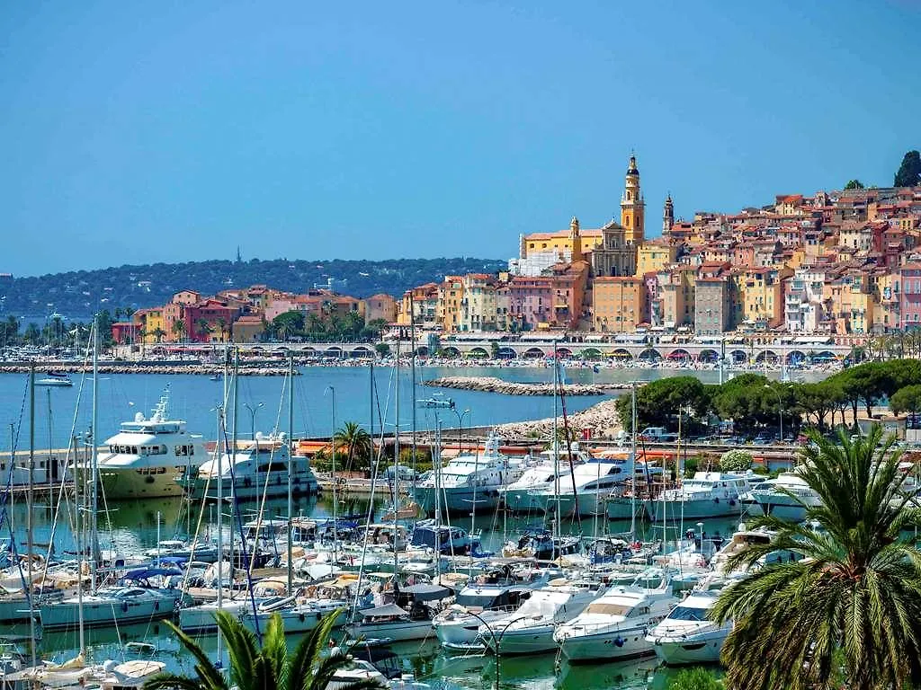 Отель Ibis Budget Menton Bord De Mer