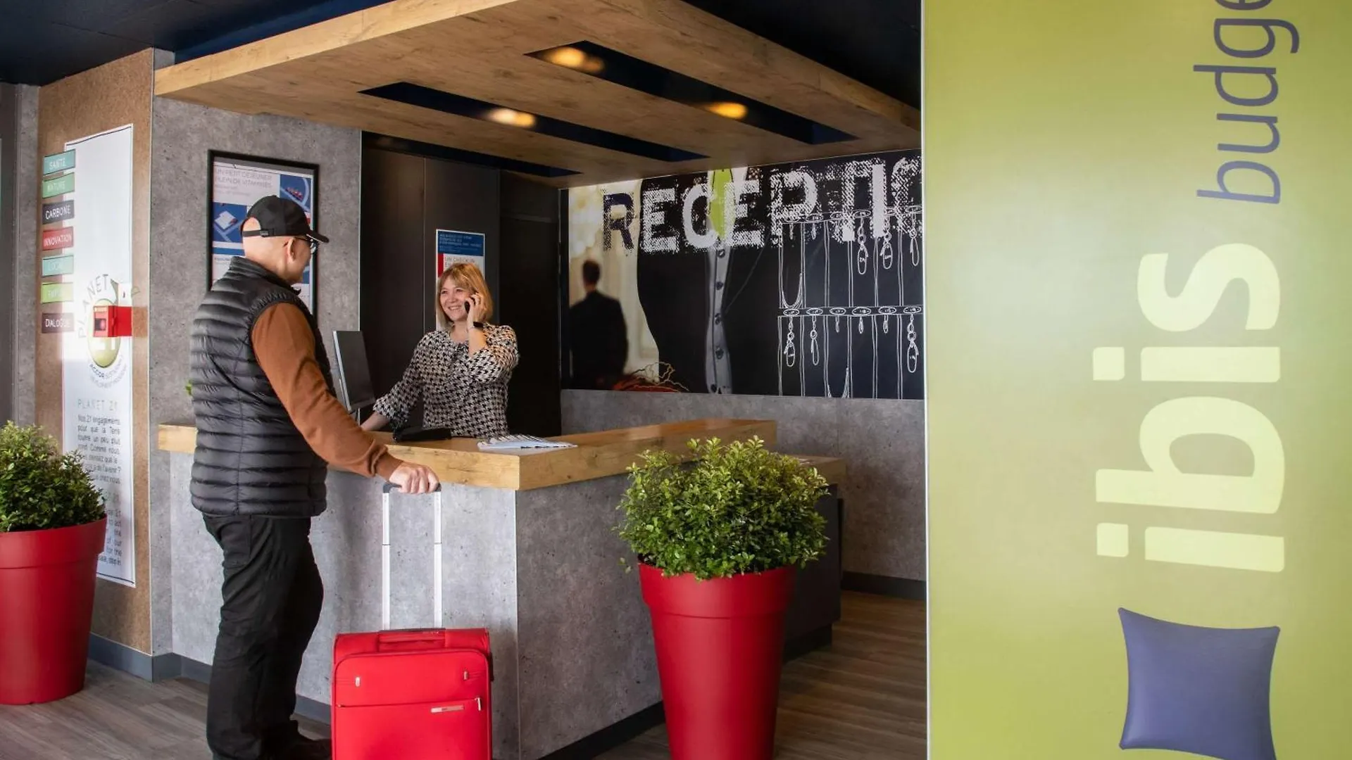 Отель Ibis Budget Menton Bord De Mer
