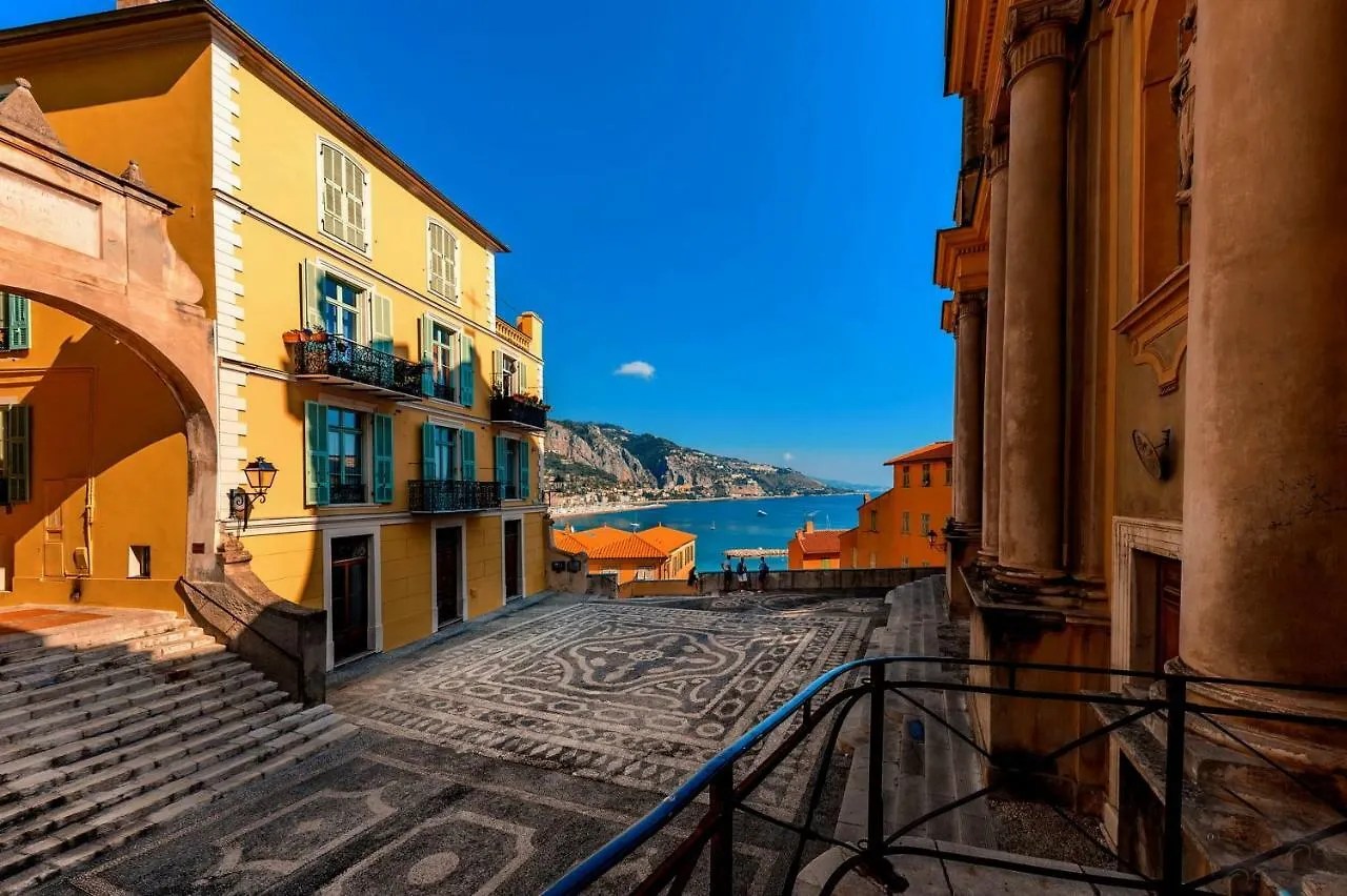 Отель Ibis Budget Menton Bord De Mer
